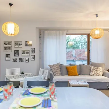 Parkcenter Modern Vintage Apartment