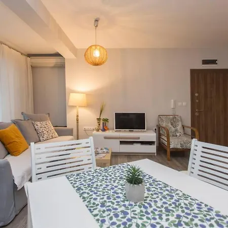 Apartment Parkcenter Modern Vintage Apartment Burgas